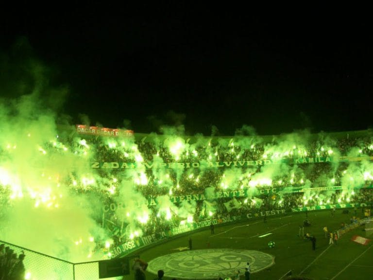 Chants de supporters : Green Hell – Coritiba