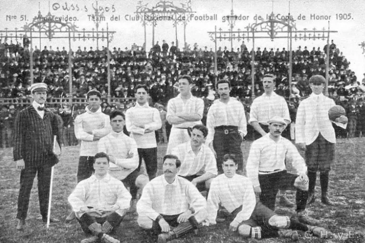 Nacional en 1905, année lors de laquelle l'équipe a remporté la Copa de Honor Cusenier