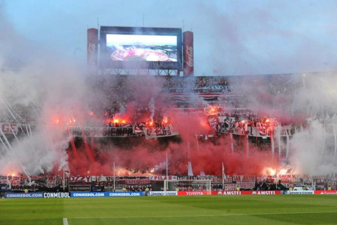 recibimiento-river-boca Barra Brava River