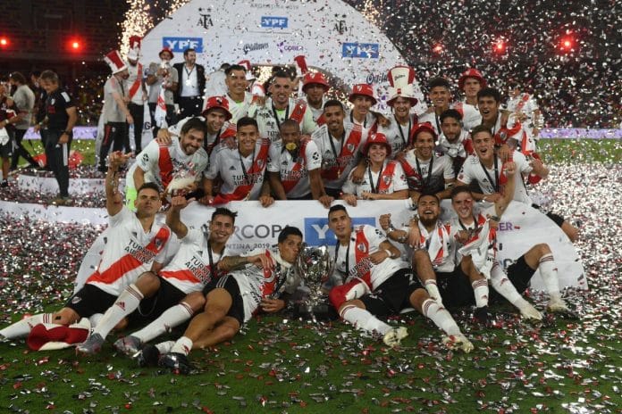 river-racing-supercopa-2020 River s'impose 5-0 et remporte la Supercopa 2020