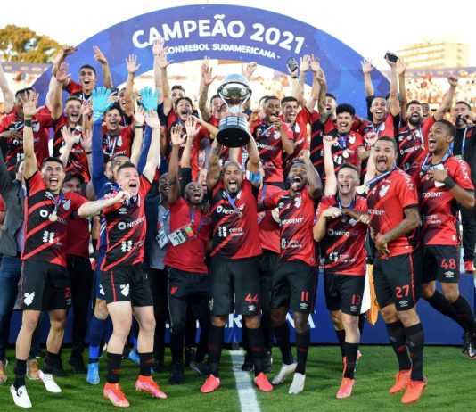 L'Athletico Paranaense champion de la Copa Sudamericana 2021