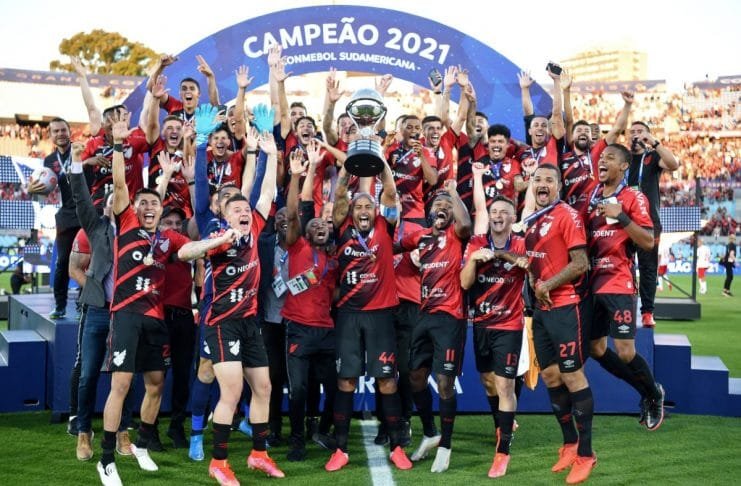 L'Athletico Paranaense champion de la Copa Sudamericana 2021