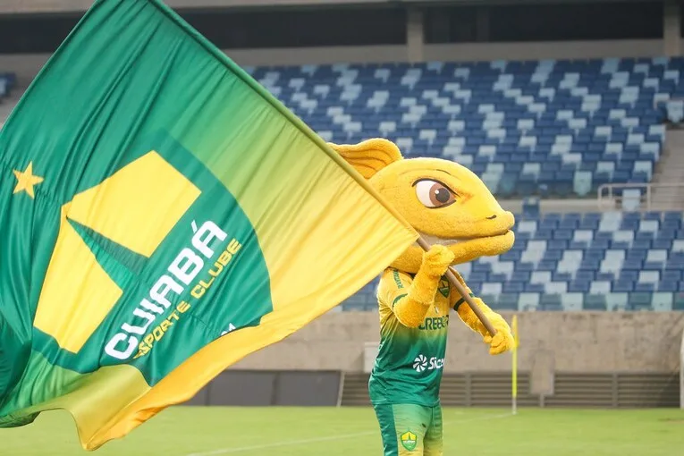 Le Dourado, mascotte du Cuiabá Esporte Clube 