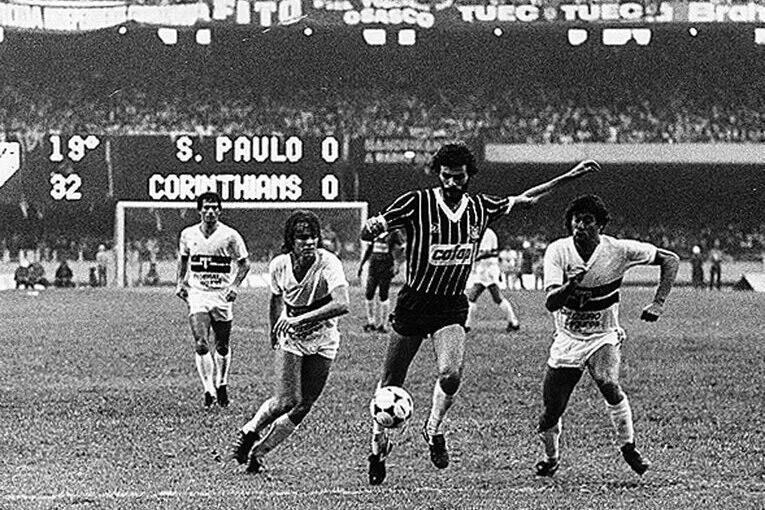 La finale du championnat paulista entre le Corinthians et São Paulo