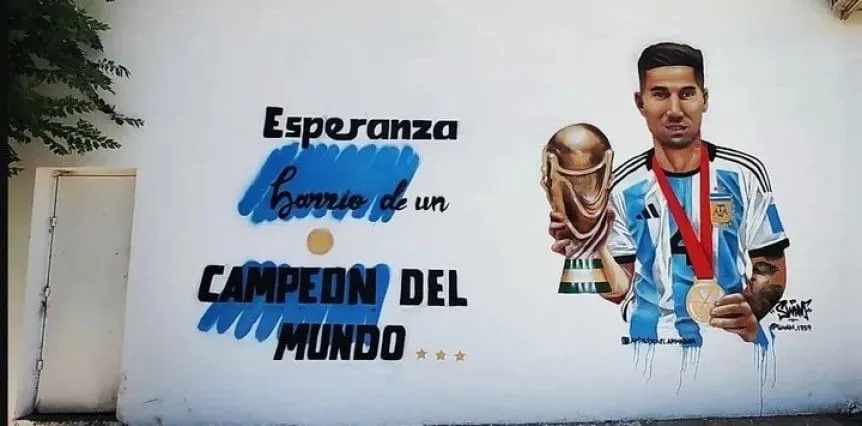 La nouvelle peinture murale en hommage à Gonzalo Montiel dans le quartier Esperanza de González Catán.